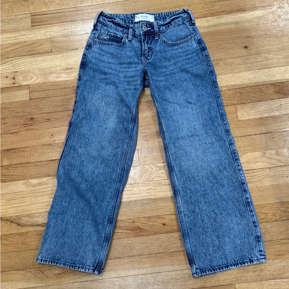 Hollister Light Blue Low-Rise Baggy Jeans